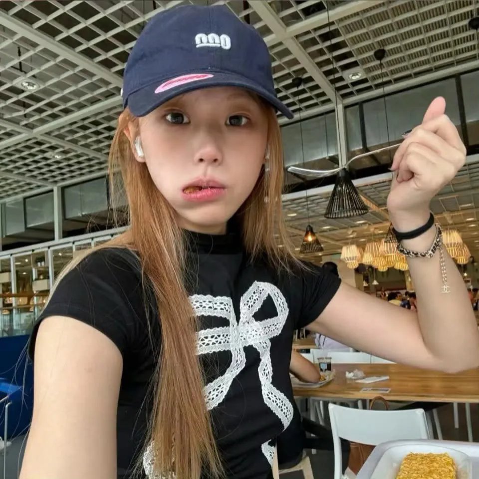 沉默不语的顾小姐